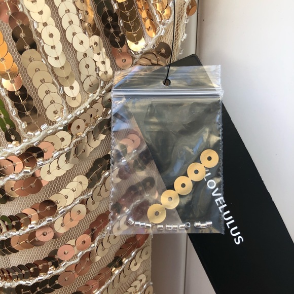 NWT Lulu’s Gold Sequin Bodycon Dress - Small - Picture 9 of 12